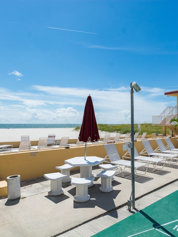 Surf Song Pool/Shuffle Board Area
