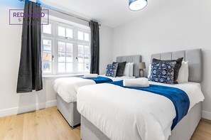 FRESH LINENS AND TOWELS UPON YOUR ARRIVAL