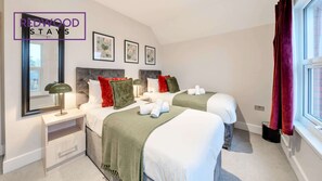 DELICATE AND HOMELY BEDROOM