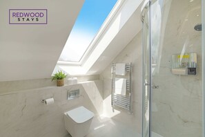 BATHROOM WITH SHOWER