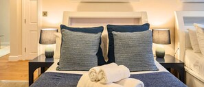 FRESH LINEN AND TOWELS