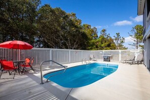 Heated Saltwater Pool