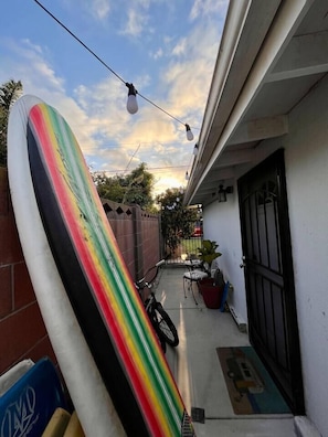 SAY WHAT?! Make your freinds staying at the Hyatt jealous - we provide 2x long boards, 2x beach cruisers, 4x beach chairs and 4x boogie boards - Surf's up!