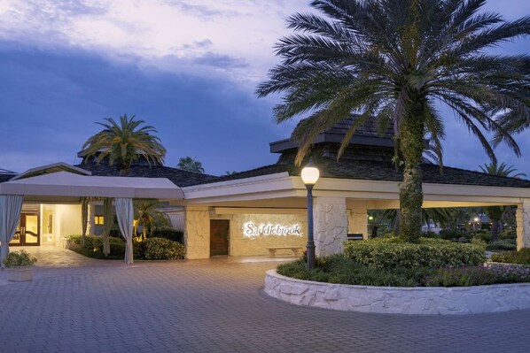 Welcome to your vacation haven, where luxury and tranquility greet you at the doorstep.