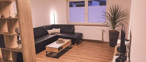 Ferienwohnung (46qm) mit Terrasse-Wohnraum
