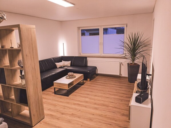 Ferienwohnung (46qm) mit Terrasse-Wohnraum