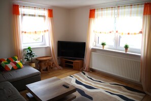 Ferienwohnung (85qm)-Wohnzimmer