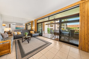 Kaanapali Royal H101 living area 1
