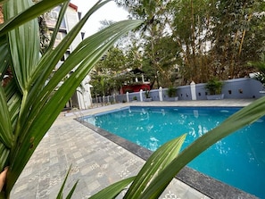 Utomhuspool