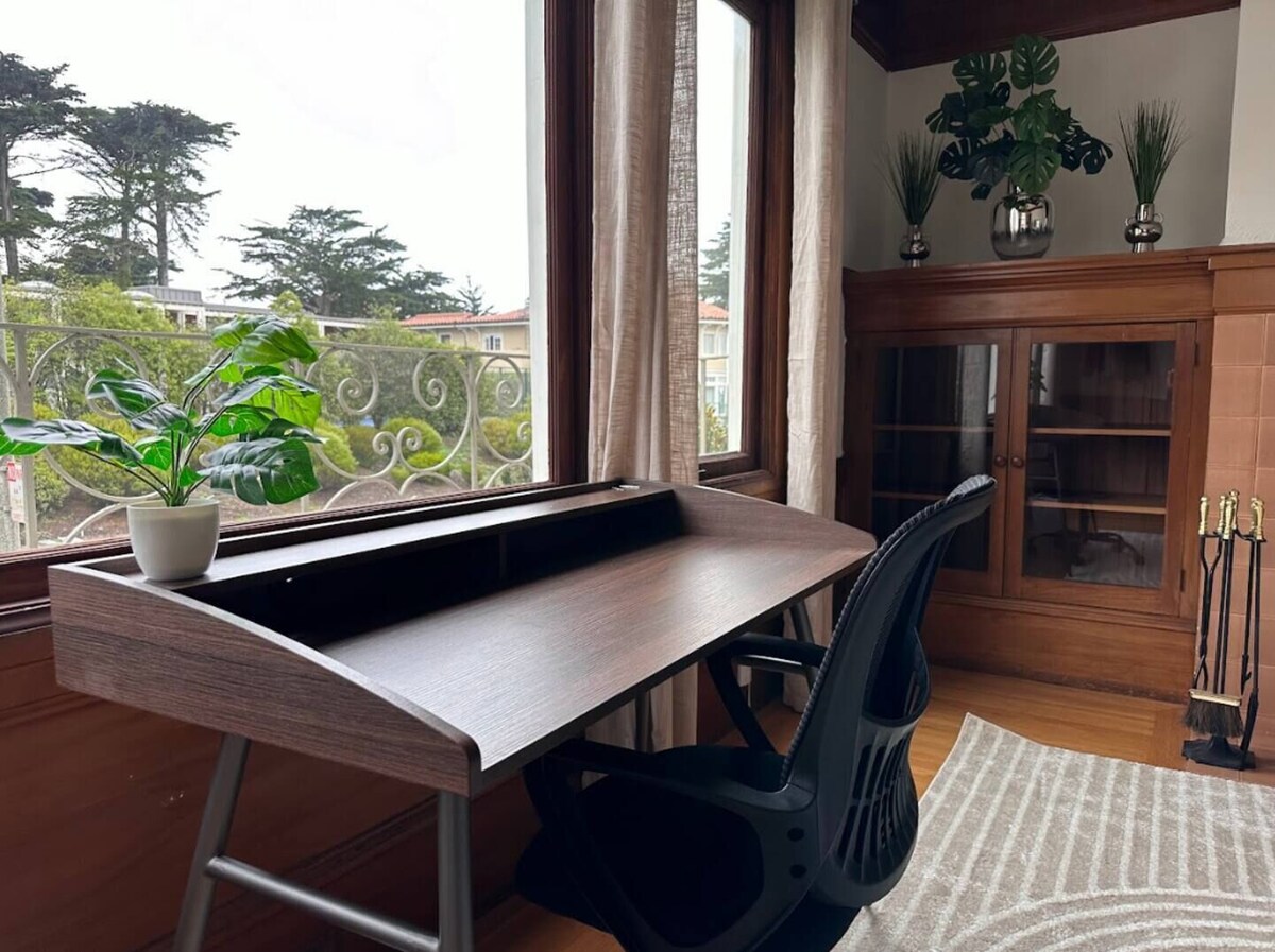 Private Room with King Bed and Private Half Bathroom
