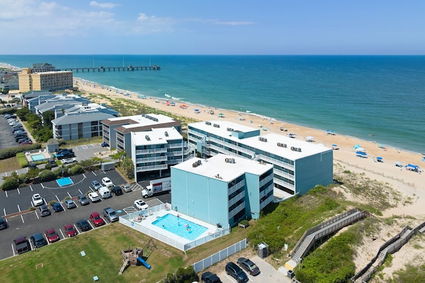 PVC208: PierView 208 | Aerial View