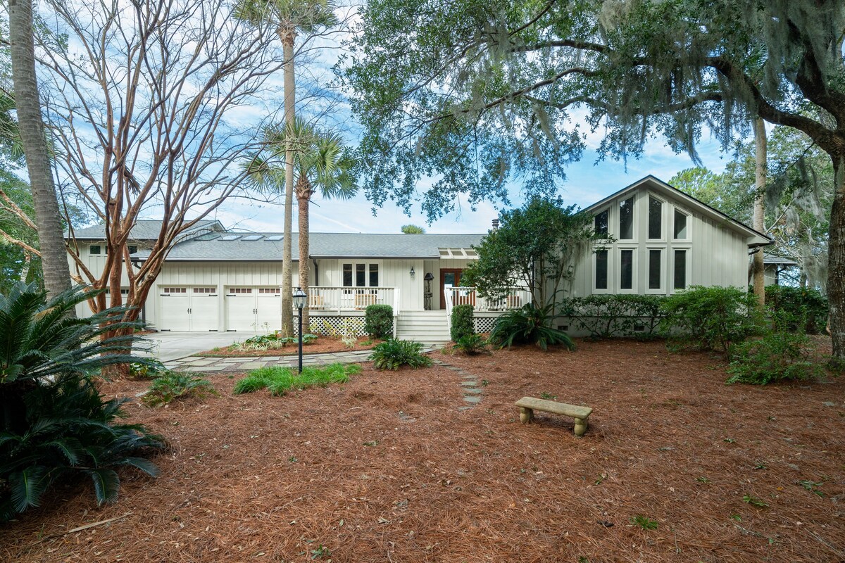 Stunning 4 Bed/3.5 Bath w/ Panoramic Marsh Views! Dock! Amenity Cards!
