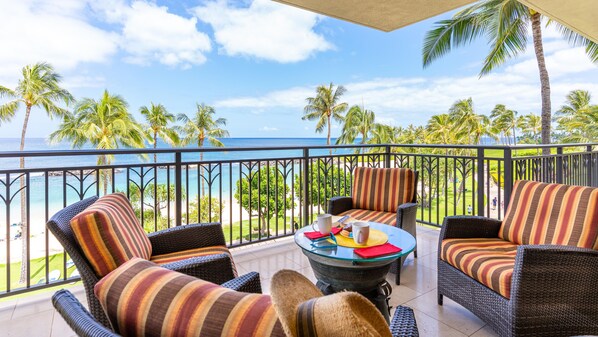 The panoramic ocean scenery from the lanai.