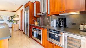 Stainless steel appliances for your culinary adventures.
