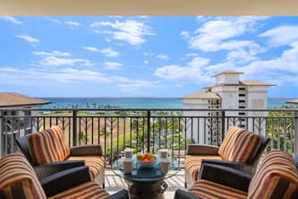 Ko Olina Beach Villas O1004: Oceanfront Penthouse Escape w/Pool & Golf Views
