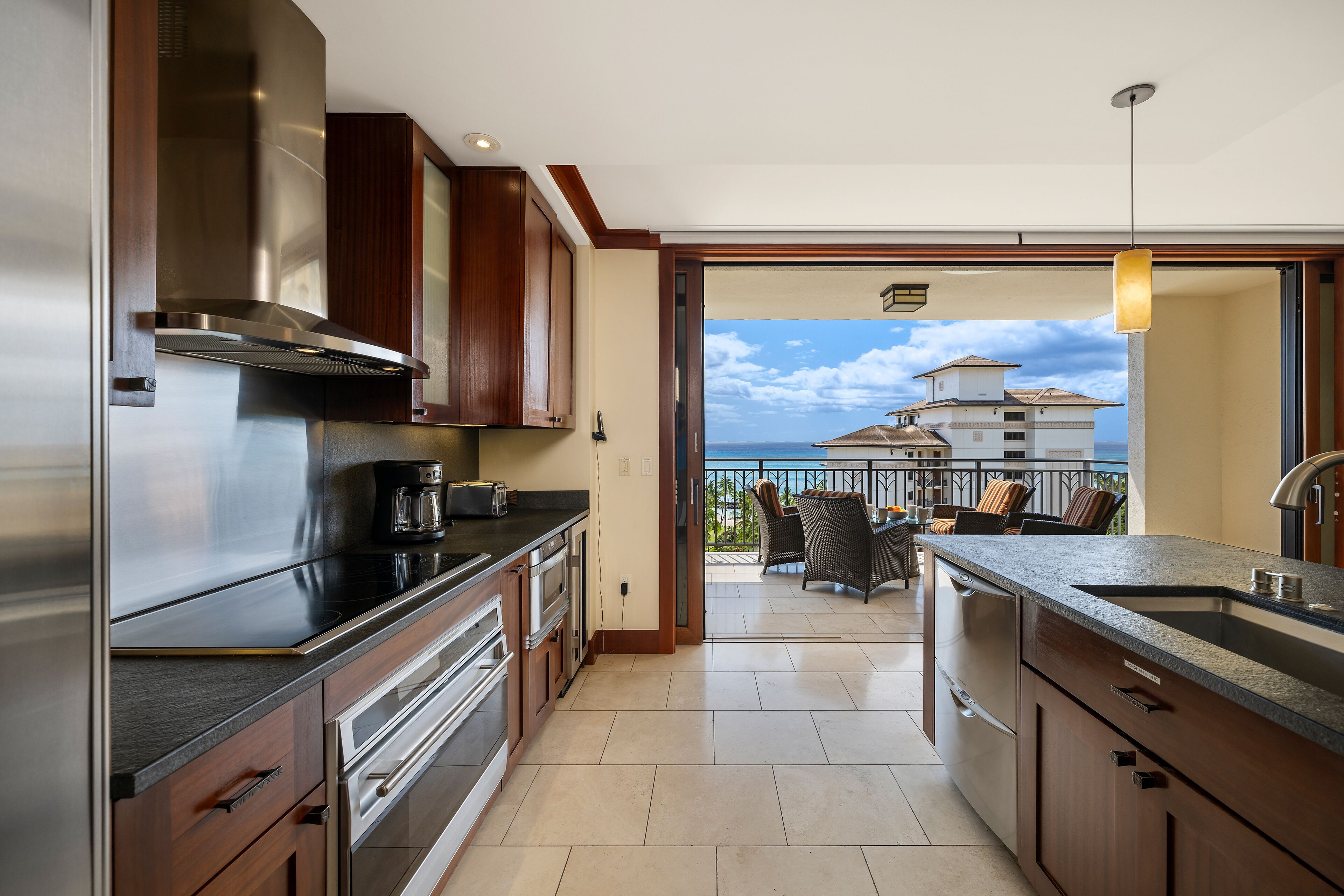 Ko Olina Beach Villas O1004: Oceanfront Penthouse Escape w/Pool & Golf  Views - Ko ʻOlina | Vrbo