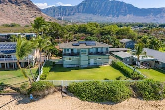Makaha-465 Farrington: Spacious 4BR Oceanfront Haven with Modern Amenities