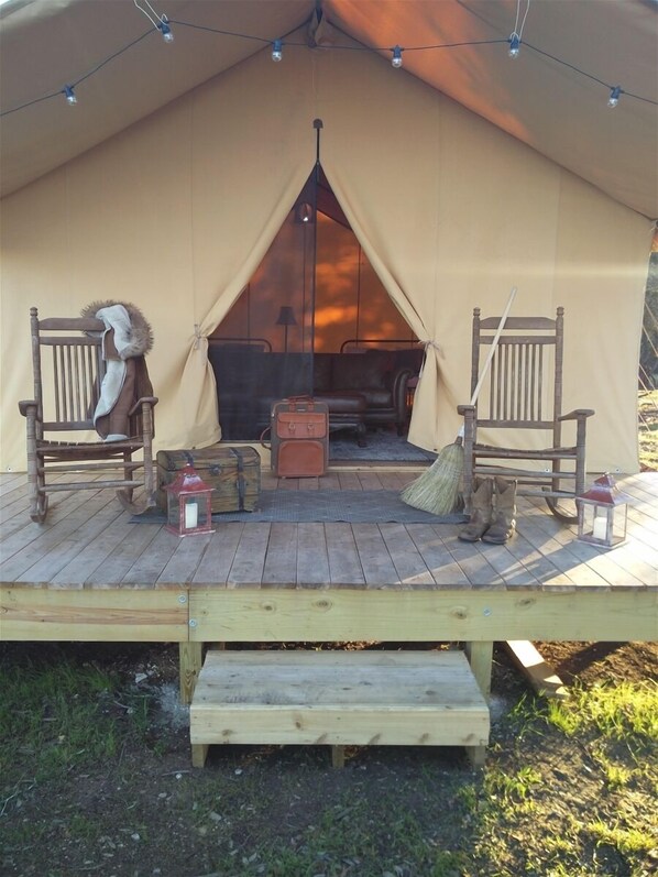 Texas Wine Country Glamping  the best camping experience ever