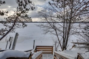 Moen Lake Access | Outdoor Entertainment Areas