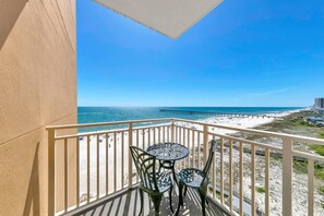 Sterling Reef 407 balcony