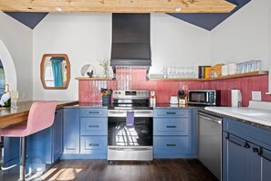 Fully Stocked Kitchen