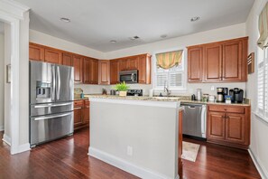 Fully Stocked Kitchen