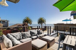 Patio with stunning ocean views!