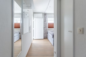 Diele mit Garderobe.