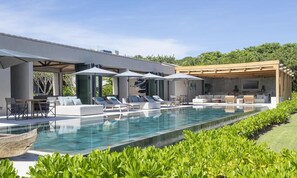 Big size pool