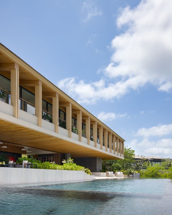 Casa Tukipa is a stunning ocean-view estate in the prestigious Kupuri community of Punta Mita.