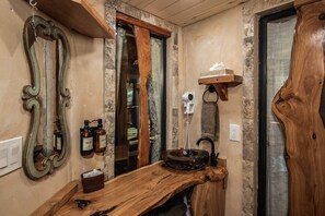 Bathroom vanity 