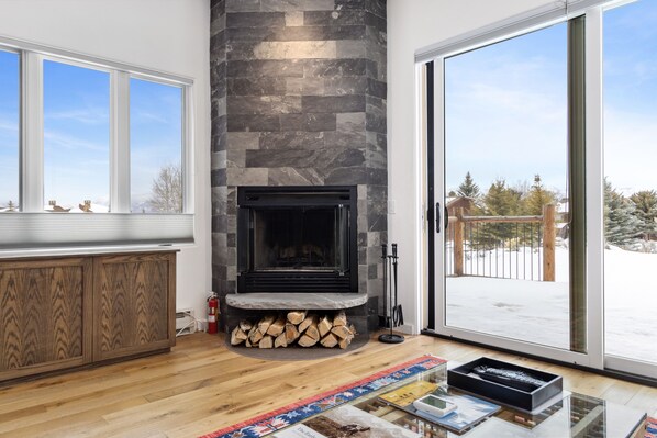 Living Room with Fireplace