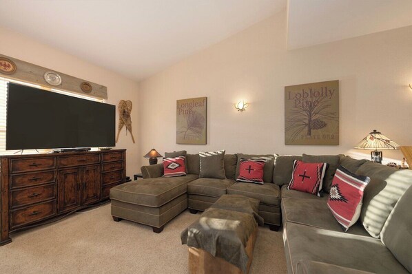 SWP Waterside E206 living room