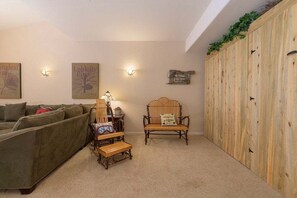 SWP Waterside E206 living room