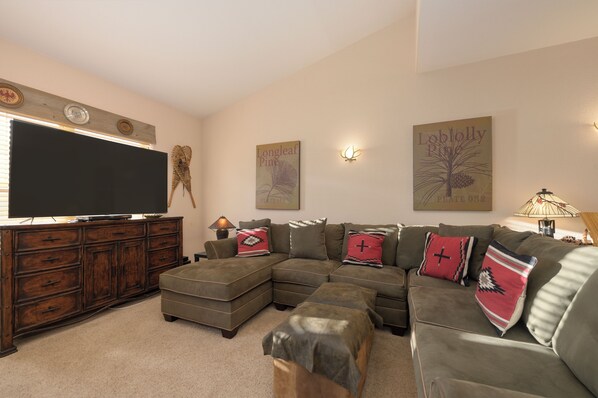 SWP Waterside E206 living room