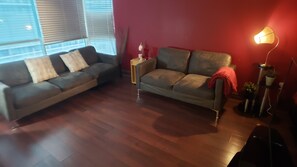 Spacious Lounge with Sleeper Sofa – Ideal for Adults
