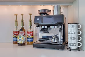 Kaffe och/eller kaffebryggare