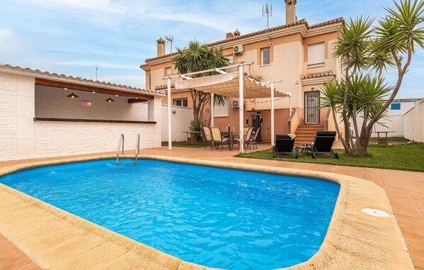 pool