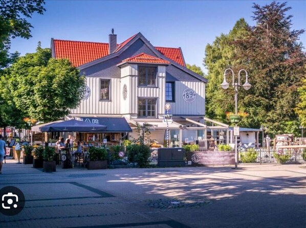 Holiday Home Exterior [summer]