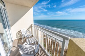 Large Balcony Area
