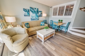 Large Living Area with Views of the Ocean, Beautifully Decorated