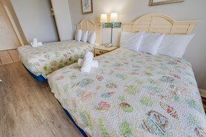 Large Living Area with Views of the Ocean, Beautifully Decorated