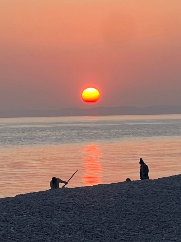 Chesil Beach, the perfect location for fishing, just a short walk away from East Cottage