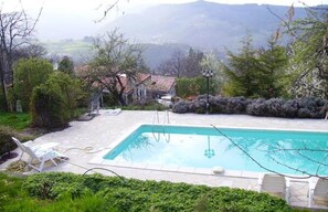 Vue extérieure espace piscine