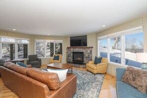 First Floor Living Room- see the skiing on Upper Tyro Slope & Big Acorn Lift.