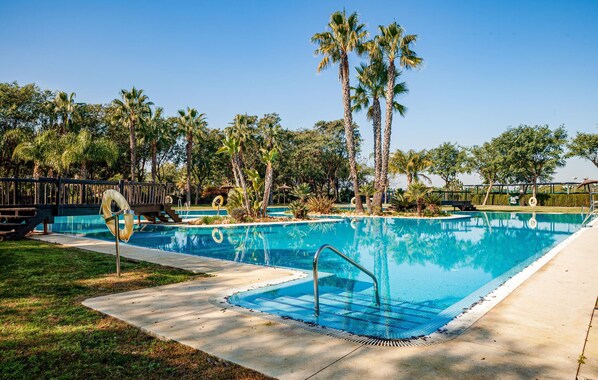 pool