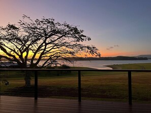 Amazing sunset lake views!