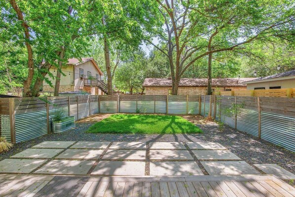 spacious yard fenced