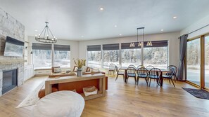 Living and dining area
