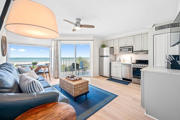 Living Space with a gulf view!